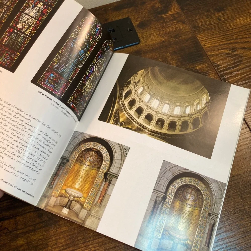 Sacre-Coeur de Montmartre Paris France Guidebook English Catholic Basilica